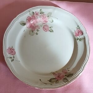 GIBSON DINNER PLATE BY GIBSON HOUSEWARES